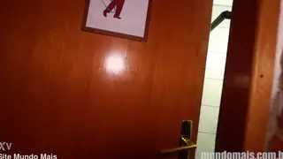Interracial Pair Hooks Up in Club Bathroom