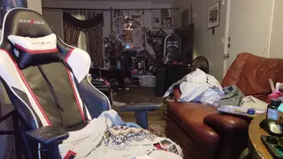 Latino Solo Strokes to Explosive Finish in POV
