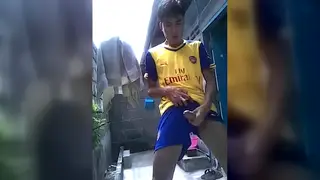 Asian Twink Jerks a Raw Cock in a Quick Handjob Clip