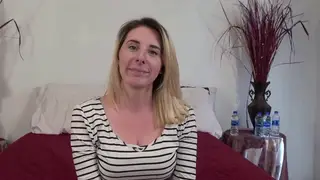 Curvy MILF Auditions on Camera for the First Time