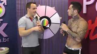 Latino Tattooed Amateur Performs Blowjob in Casting Session