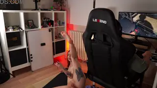 Redhead Teen Distracts Gamer With First Time Sex