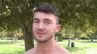 Amateur Stud Shows Off in Homemade Solo Session