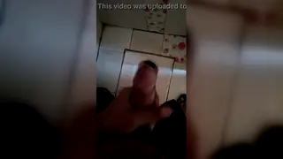 Indian Guy Combines Pissing and Handjob in Bathroom