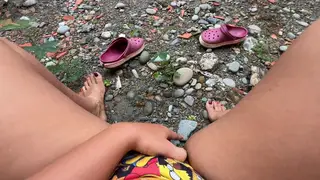 Mature MILF Squirts During Outdoor Missionary Massage