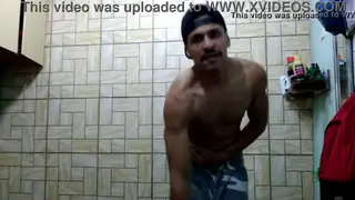 Hairy Amateur Reveals Natural Body in Solo Tease