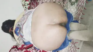 Indian Housewife Endures Painful Anal in Homemade Close-Up