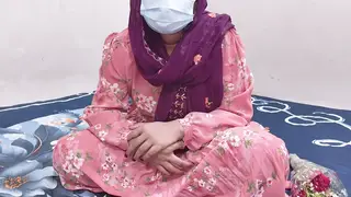 Asian MILF Surprises Her Boss With a Bedroom Blowjob