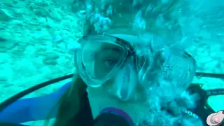Muscular MILF in Superhero Cosplay Explores Her Big Clit Underwater