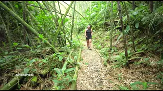 Lost Latina Photographer Repays Help With a POV Blowjob