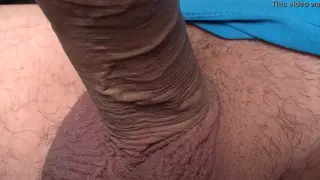 Solo Guy Jerks Off in a Simple Handjob Session
