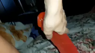 Amateur Pushes Large Balls and a Dildo From Her Pussy