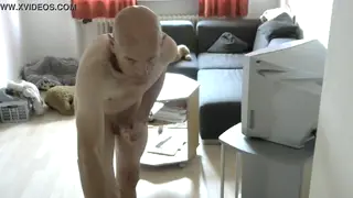 Naked Solo Guy Works His Cock in a Simple Session